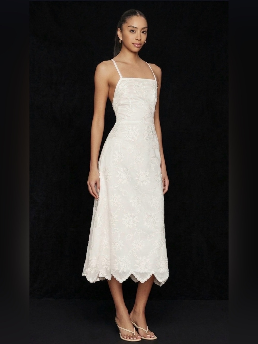 Steve Madden Riyan Embroidered
Sleeveless Midi Dress size XS